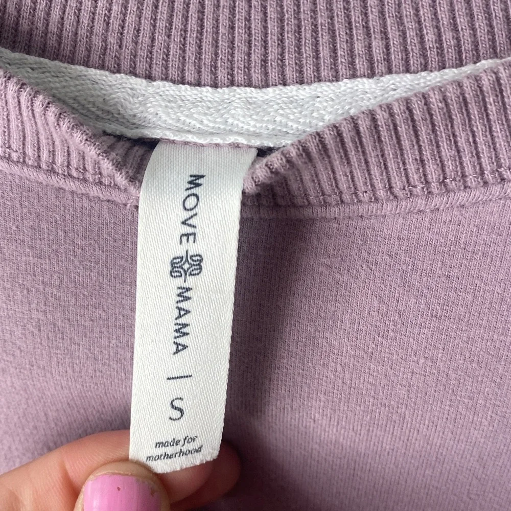 Women's Nursing Movemama Dusty Lavender Crewneck Sweater with White Trim - Picture 2 of 6